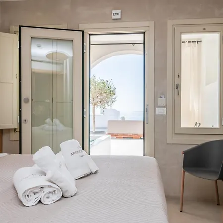 Apeiron Blue Santorini - Sustainable Adults Only 14 5*